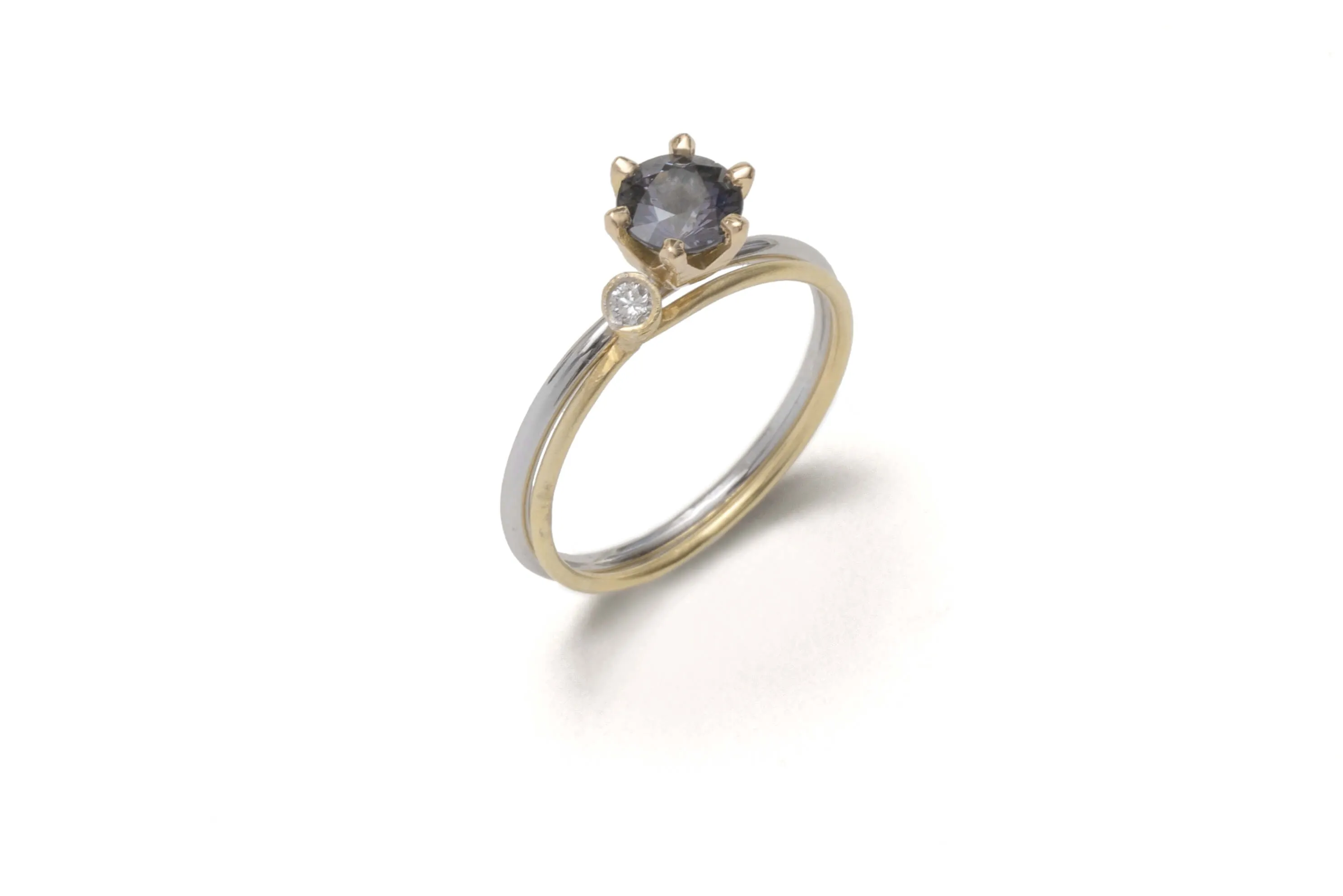 18k Yellow Gold Dainty Diamond Solitaire Ring