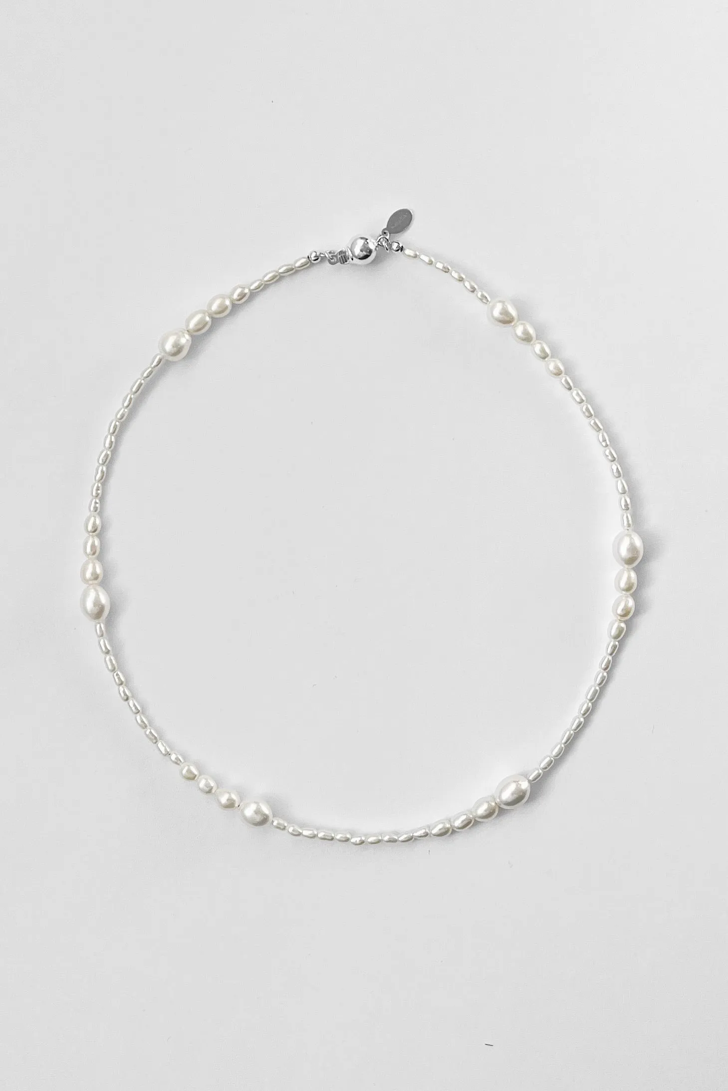 Avery Necklace - Pearl