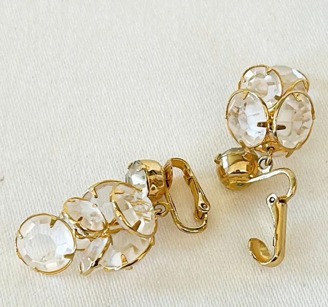 Classic vintage 1970s clip clear crystal dangle cluster earrings.