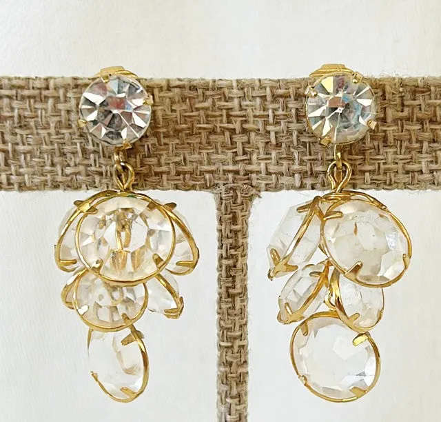 Classic vintage 1970s clip clear crystal dangle cluster earrings.