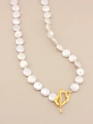 Flat Pearl Toggle Necklace