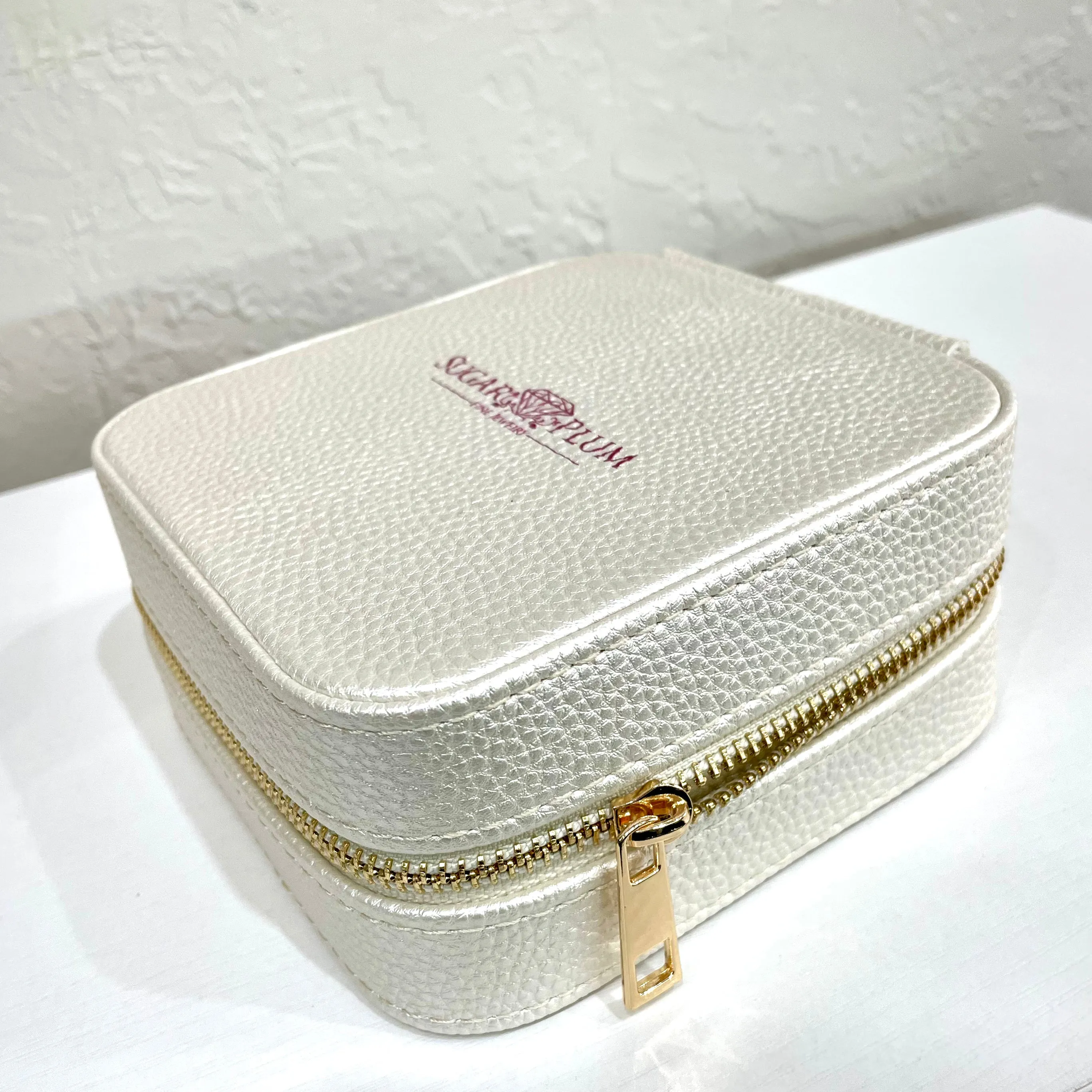 Mirrored Jewelry Travel Case