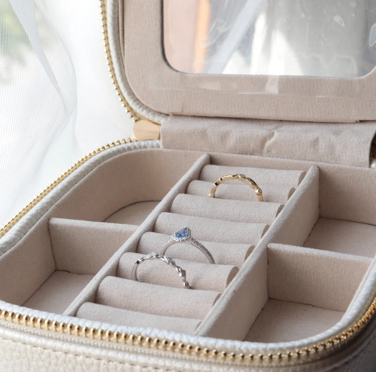 Mirrored Jewelry Travel Case