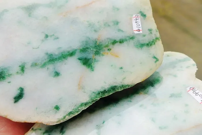 Natural Jade Rough Jadeite Raw 1.14kg