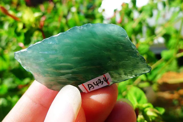 Natural Jade Rough Jadeite Raw (17g,4.2X2.4X1.1cm)