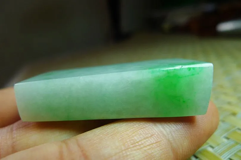 Natural Jade Rough Jadeite Raw (25g,4.3X1.8X1.1cm)