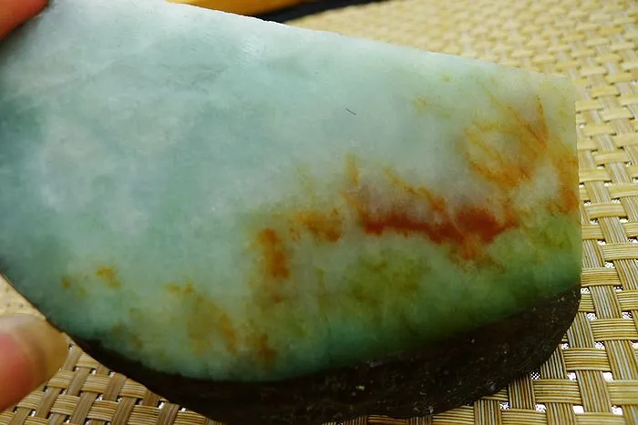 Natural Jade Rough Jadeite Raw (302g,10.6X7X1.6cm)