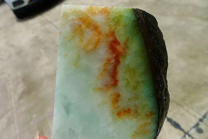 Natural Jade Rough Jadeite Raw (302g,10.6X7X1.6cm)