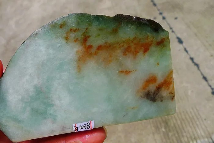 Natural Jade Rough Jadeite Raw (302g,10.6X7X1.6cm)