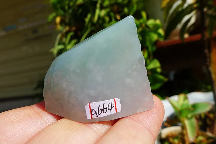 Natural Jade Rough Jadeite Raw (32g,4X3.3X1.55cm)