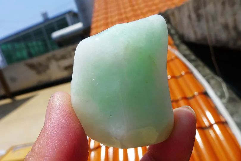 Natural Jade Rough Jadeite Raw (46g,4.1X3.5X2cm)