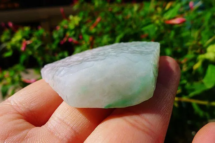 Natural Jade Rough Jadeite Raw (61g,6.1X5X1.3cm)