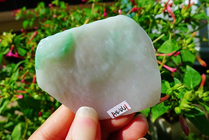 Natural Jade Rough Jadeite Raw (61g,6.1X5X1.3cm)