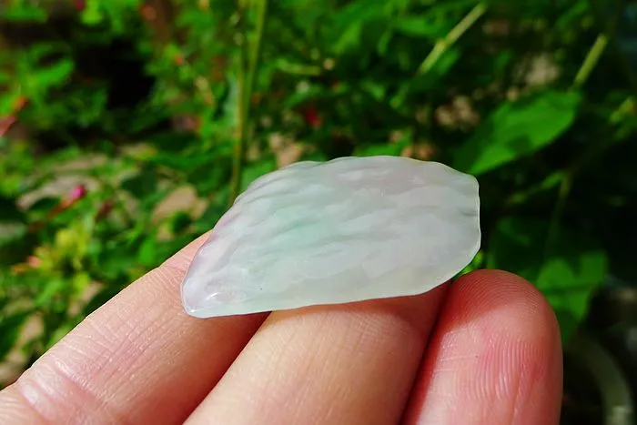 Natural Jade Rough Jadeite Raw (6.6g,3.2X2.3X0.45cm)