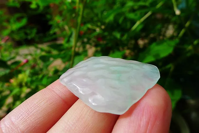 Natural Jade Rough Jadeite Raw (6.6g,3.2X2.3X0.45cm)