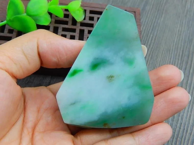 Natural Jade Rough Jadeite Raw (76g, 60X44X19mm)