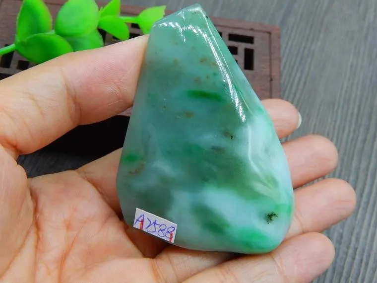 Natural Jade Rough Jadeite Raw (76g, 60X44X19mm)