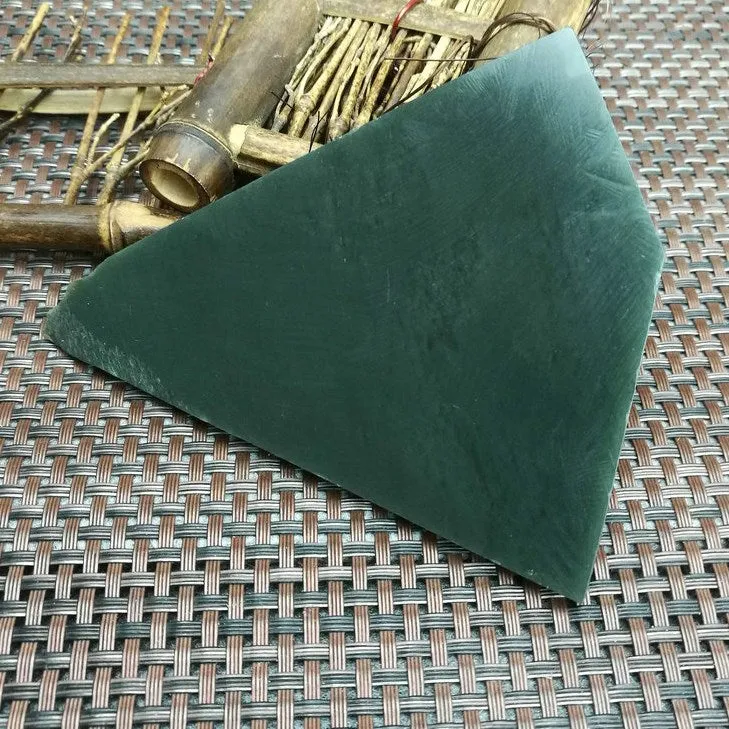 Natural Kunlun Jade Rough Nephrite Raw (108g,12X9.3X0.6cm)