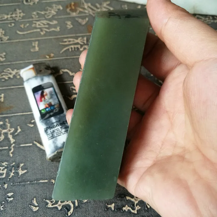 Natural Kunlun Jade Rough Nephrite Raw (130g, 9X3X1cm)