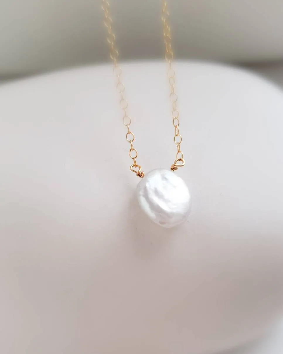 Oval Coin Pearl Necklace