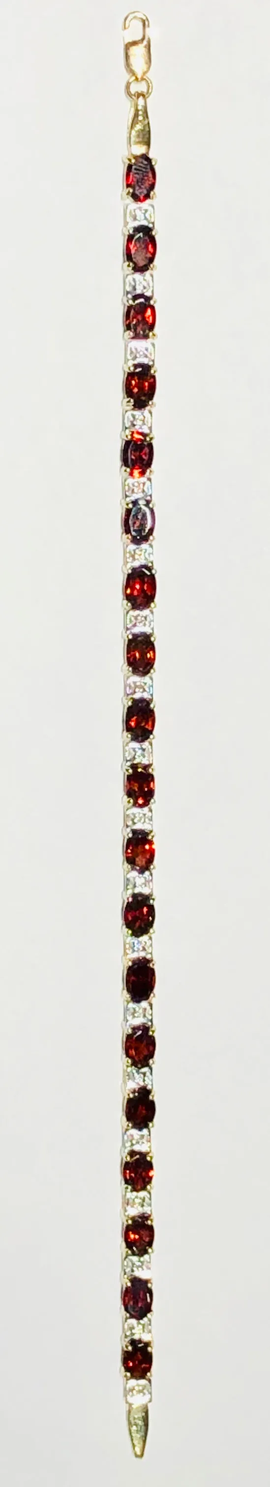 Oval Red Garnet Bracelet (10K)