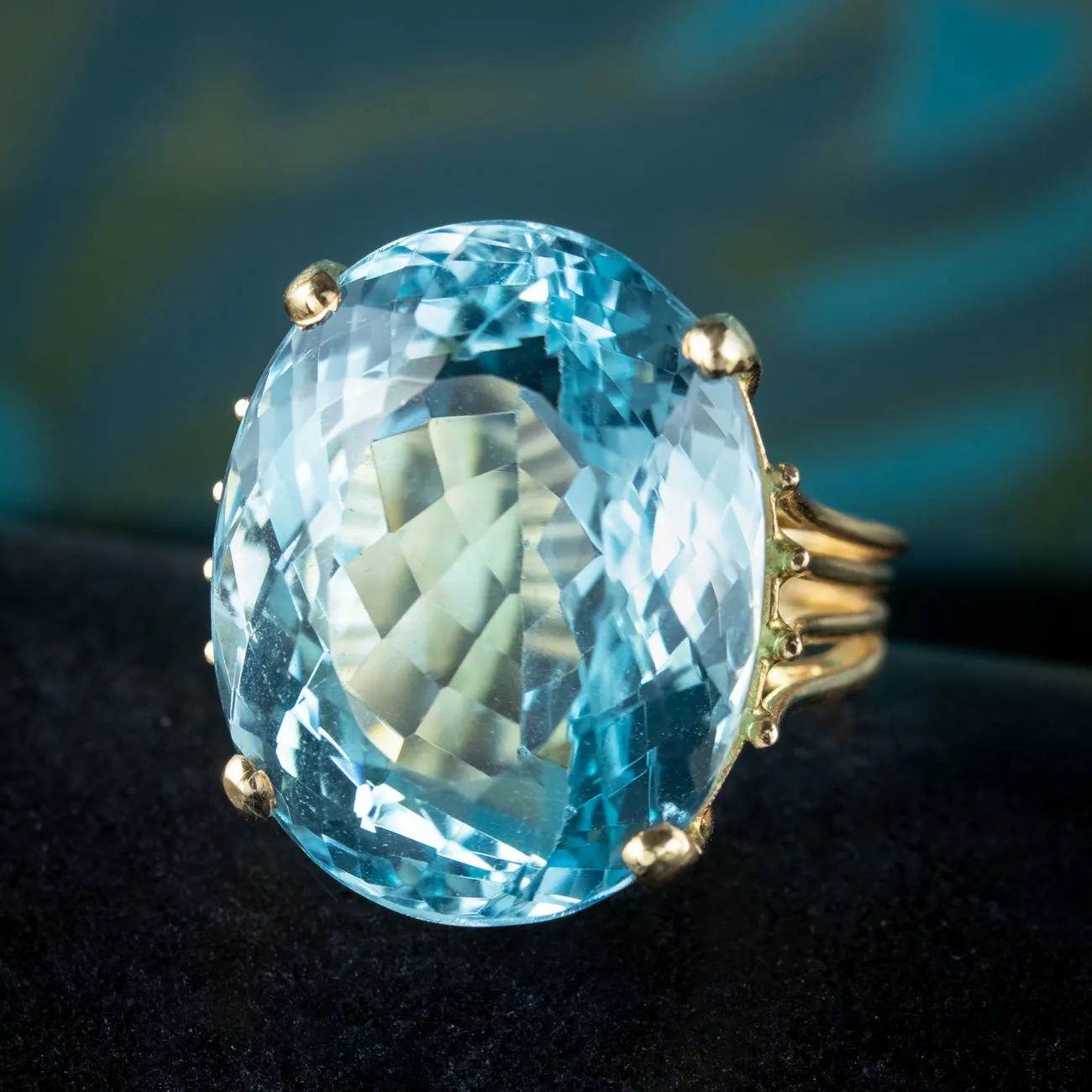 Vintage Blue Topaz Cocktail Ring 25ct Topaz