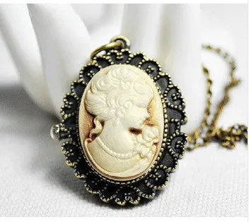 Wholesale Necklace Watch Vintage Style Bronze Steampunk Lovely Queen Head Pocket Watch For Xmas Gift